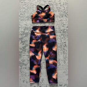 Fabletics Define PowerHold Meltdown Sports Bra High Waisted 7/8 Leggings Large